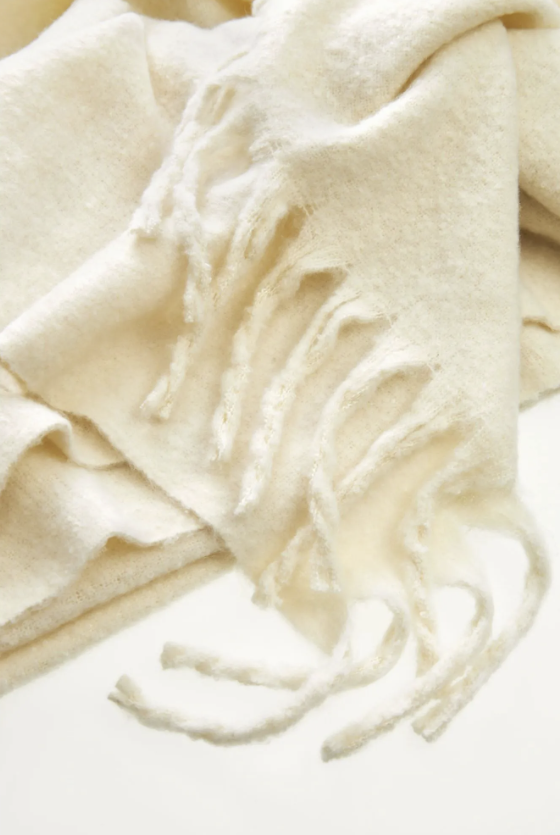 Schöner Wohnen Decke Plenty 140x200 cm Beige/Offwhite – Kuscheldecke mit Fransen, weich & pflegeleicht