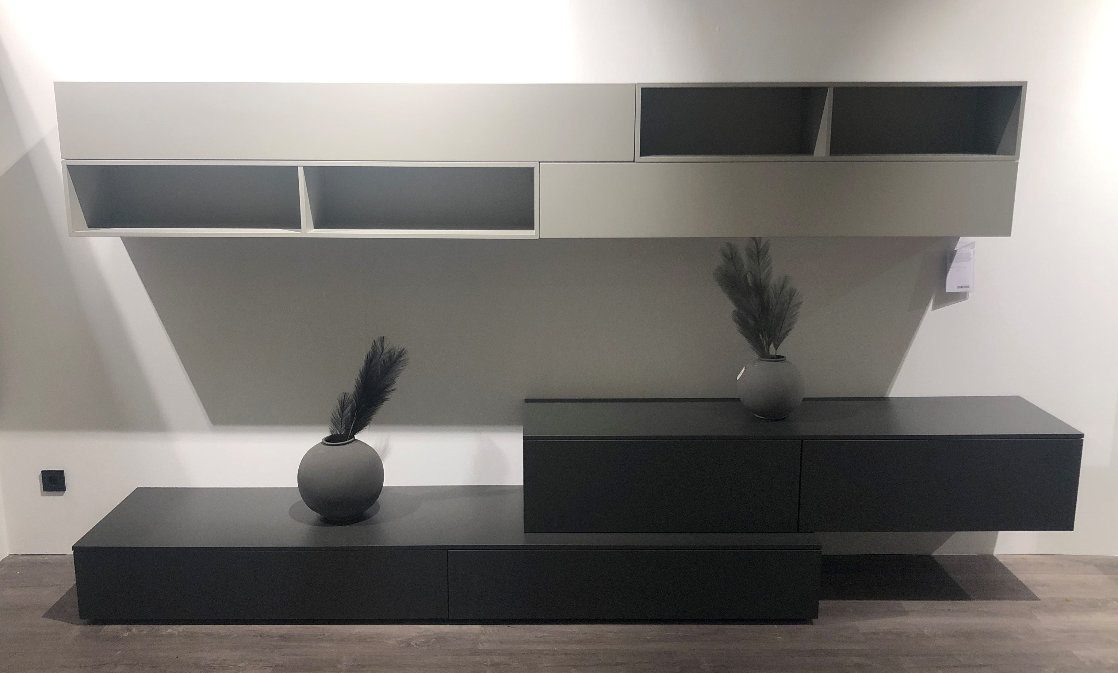 San Giacomo Wohnwand Lampo Anthrazit/Grigio Corda matt lackiert 325 cm